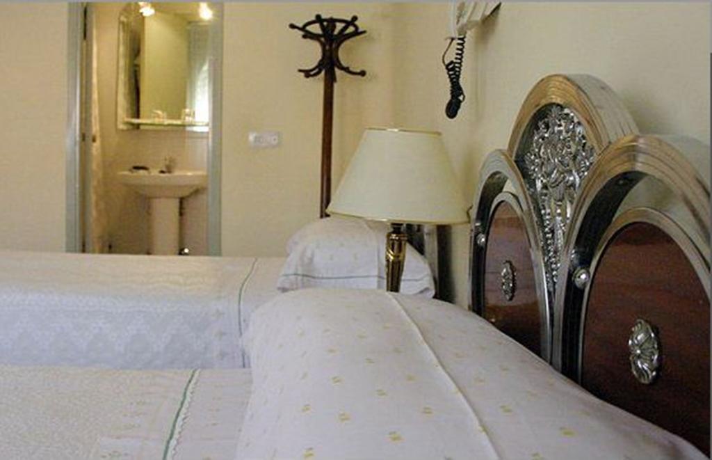 Hostal Delfina Madri Quarto foto